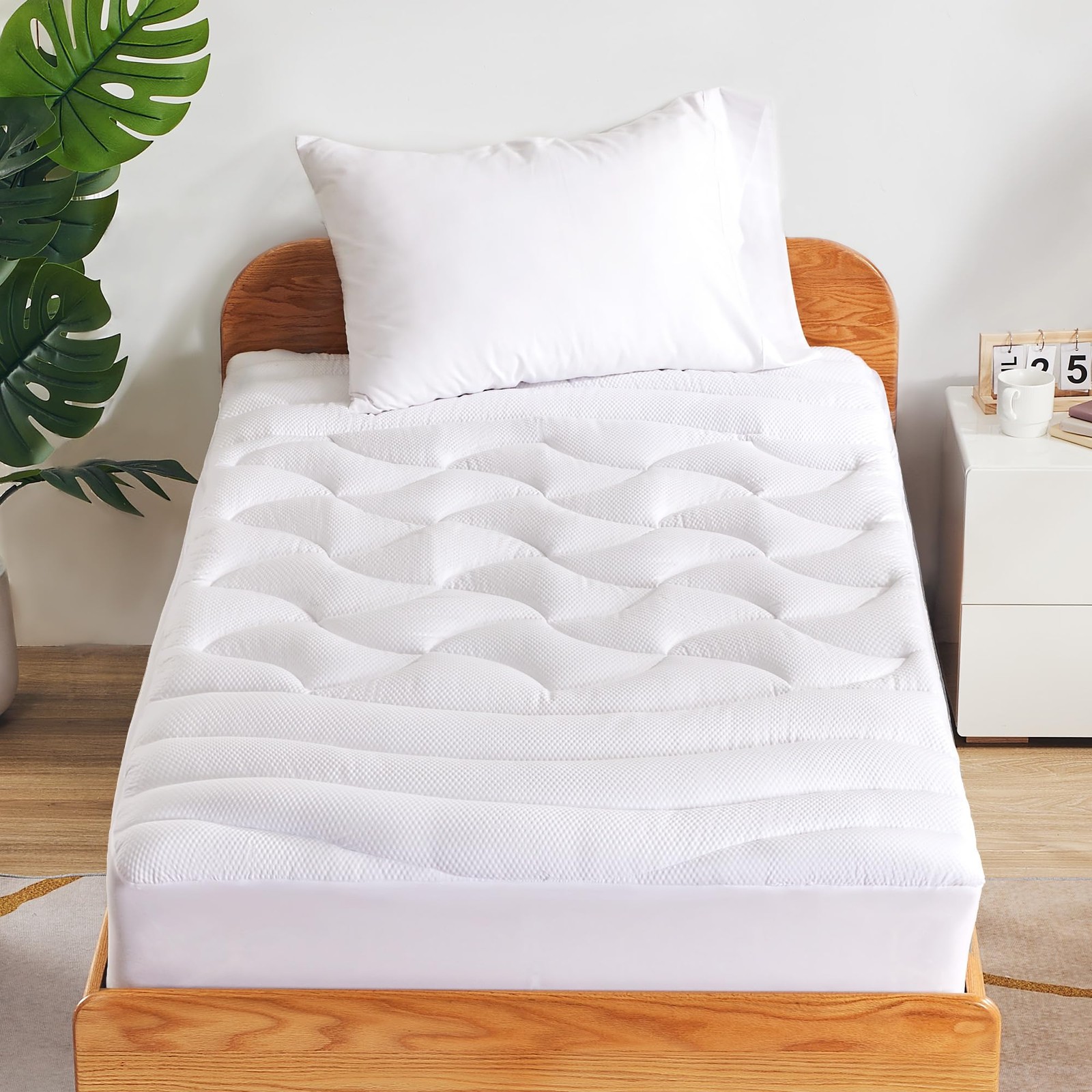 SLEEP ZONE Cooling Twin Mattress Topper for Single Bed, Premium Twin, White