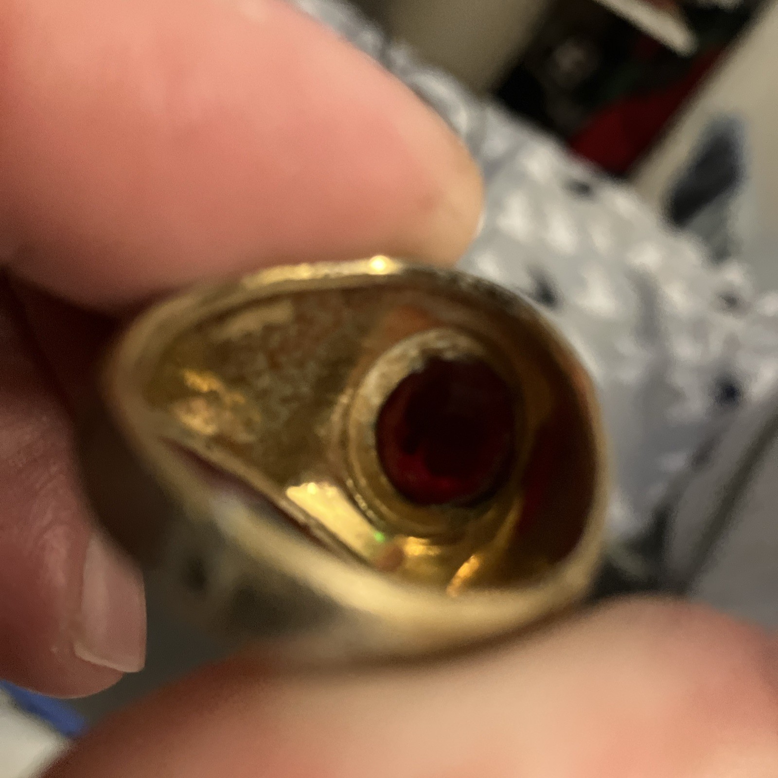 UINTED STATES ARMY RUBY RED STONE GOLD PLATED RING