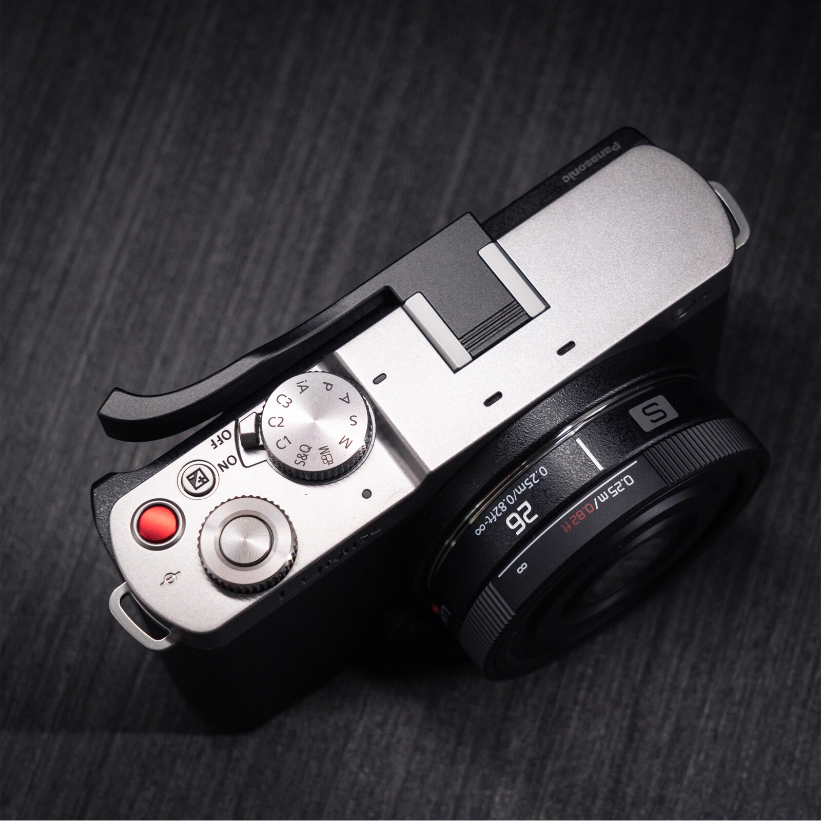 Camera Support Handle Aluminum Cold Shoe Thumb Up Grip for Panasonic LUMIX S9