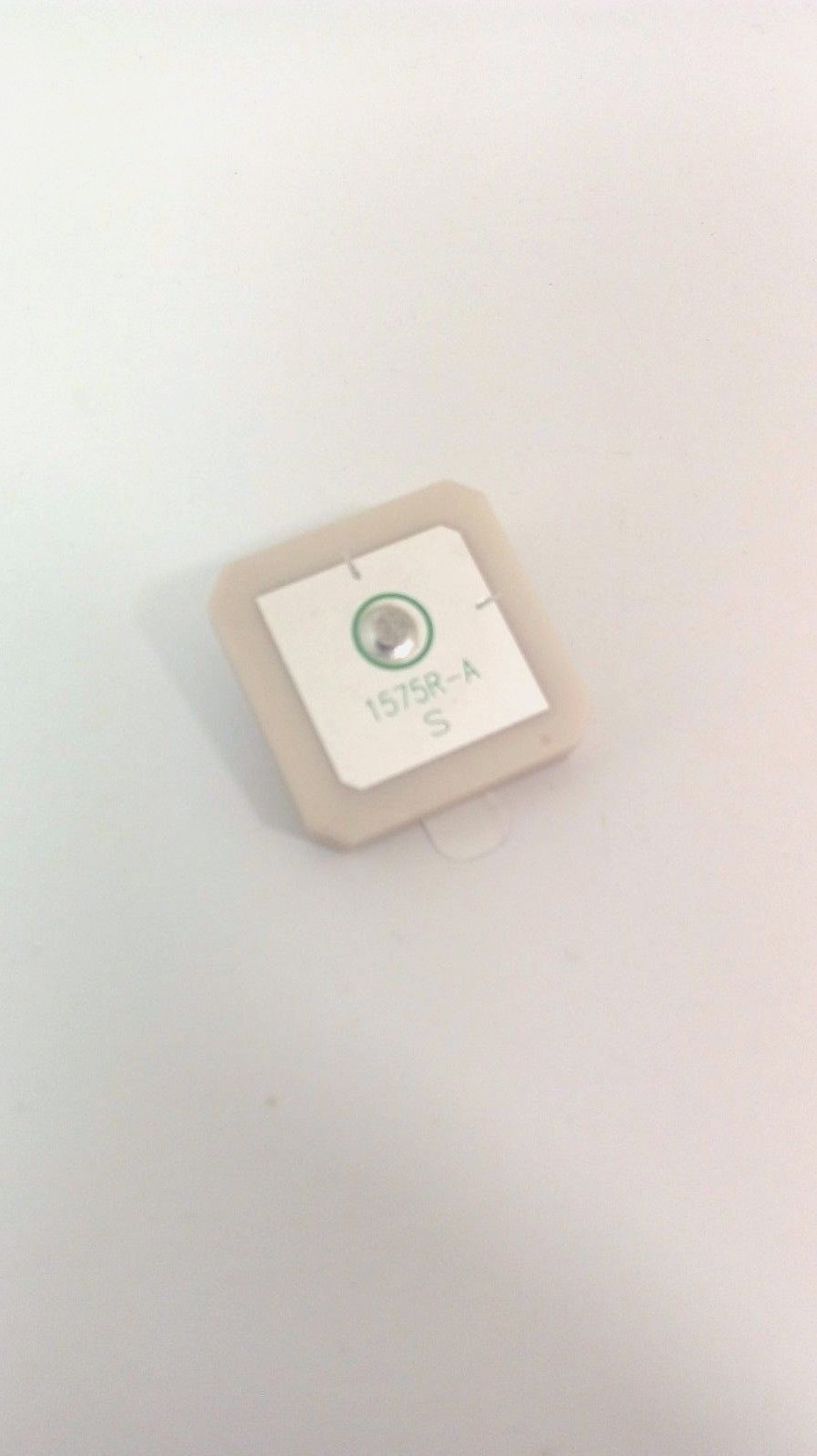 1 Ceramic GPS Antenna 1575R-A Passive Antenna Patch 1575MHZ 20mm/20mm/4mm New