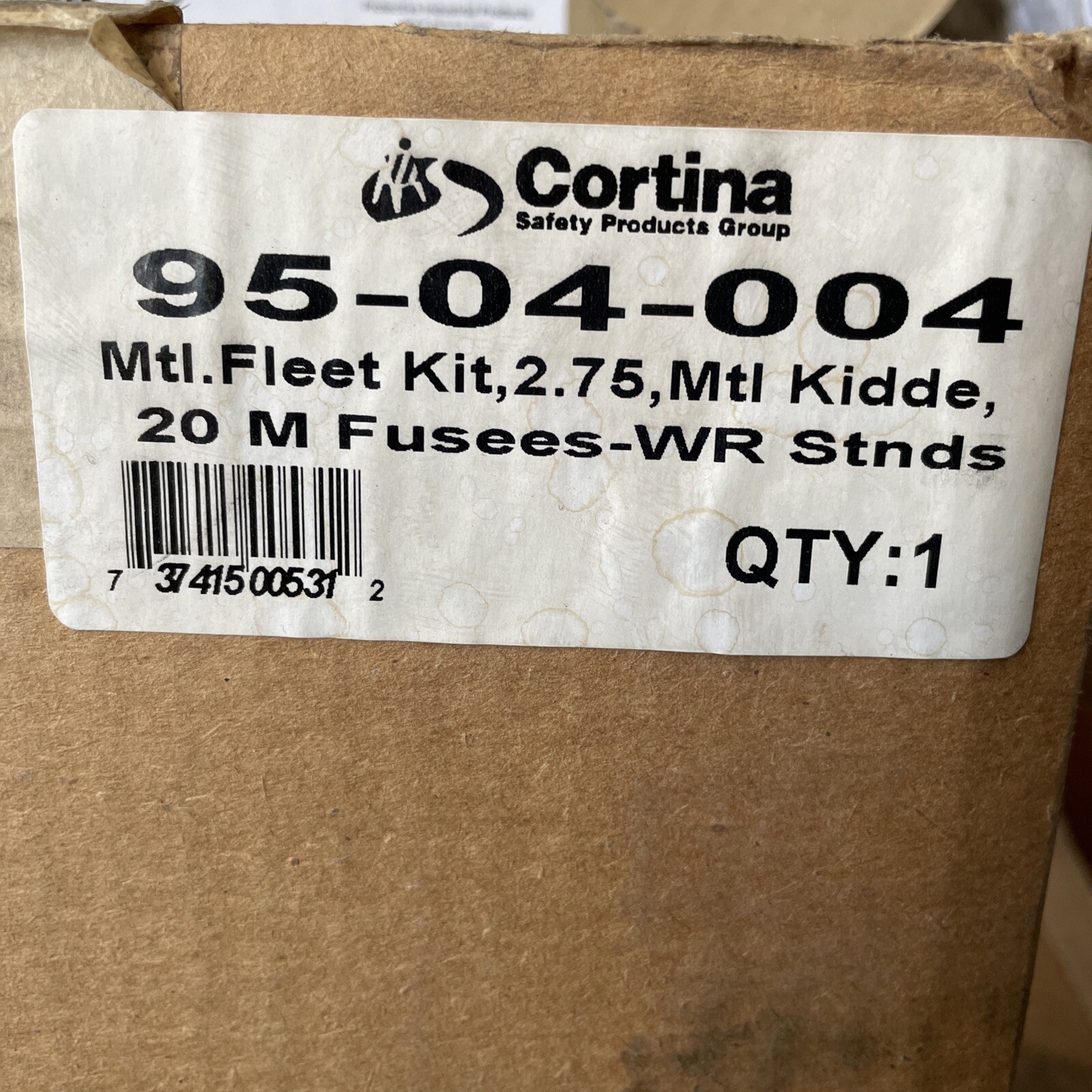(C) Cortina 95-04-004 Roadside Emergency Kit With Steel Case 3-Triangles⚡️