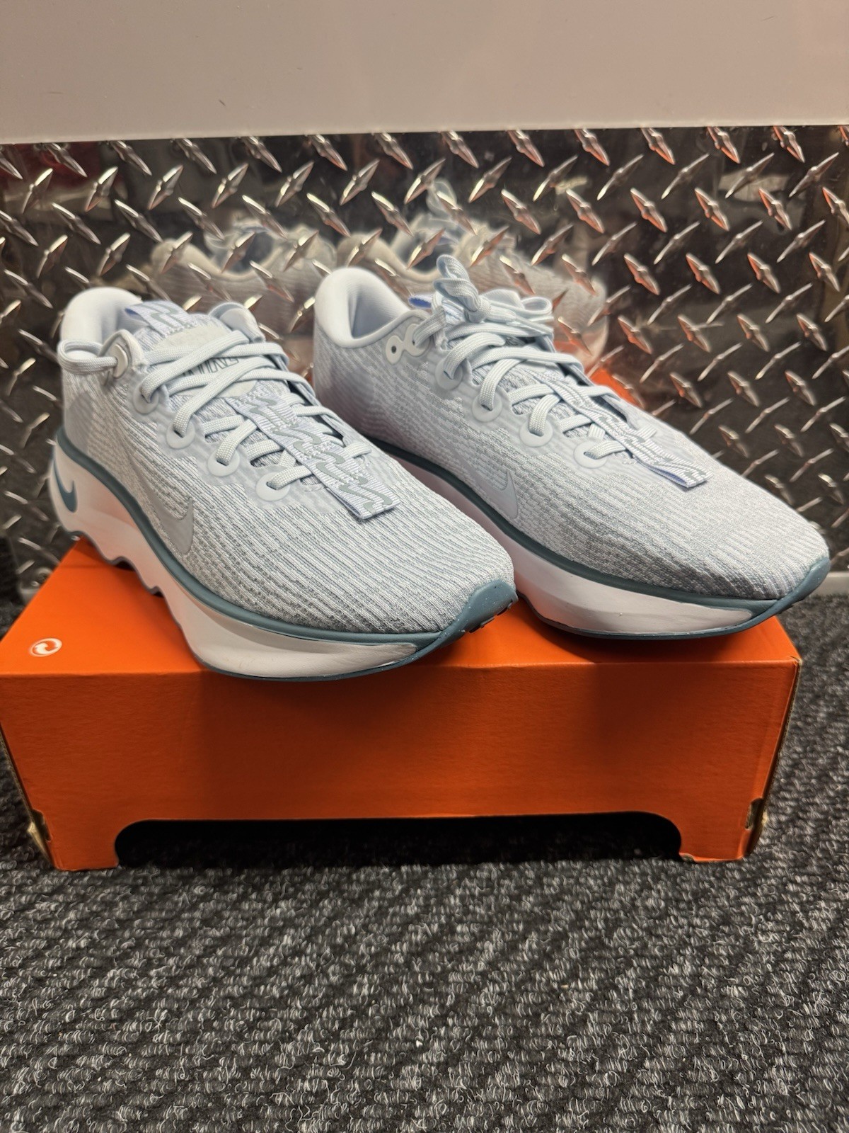 🔥 Brand New Nike Motiva Blue Tint DV1238 400 Women’s Size 10 Men’s 8.5