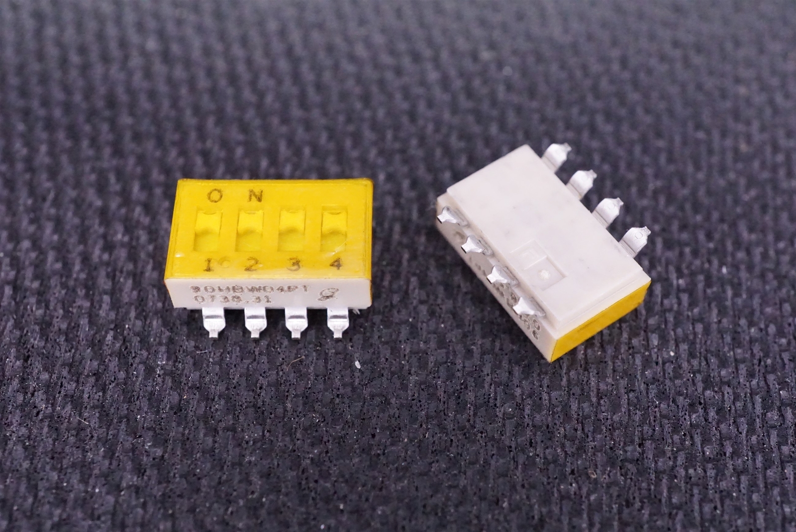Lot of 2 x 90HBW04PT Grayhill DIP Switch 4 Slide OFF ON SPST 25mA 24VDC GullWing