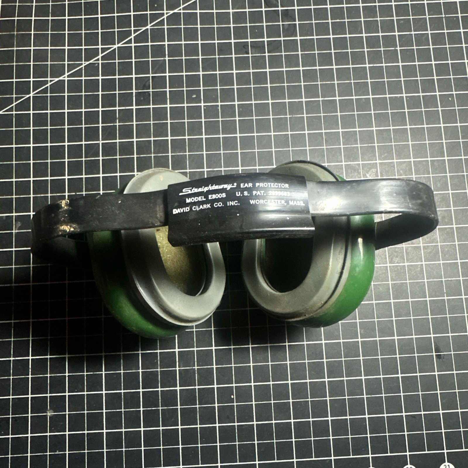 David Clark ear protector Model E800S vintage collectible wear noticed see pic