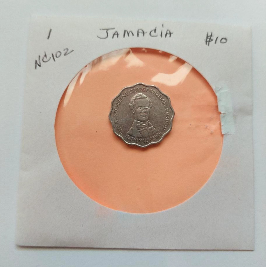 VINTAGE and RARE - JAMAICA TEN DOLLARS 2000 – Circulated NC102