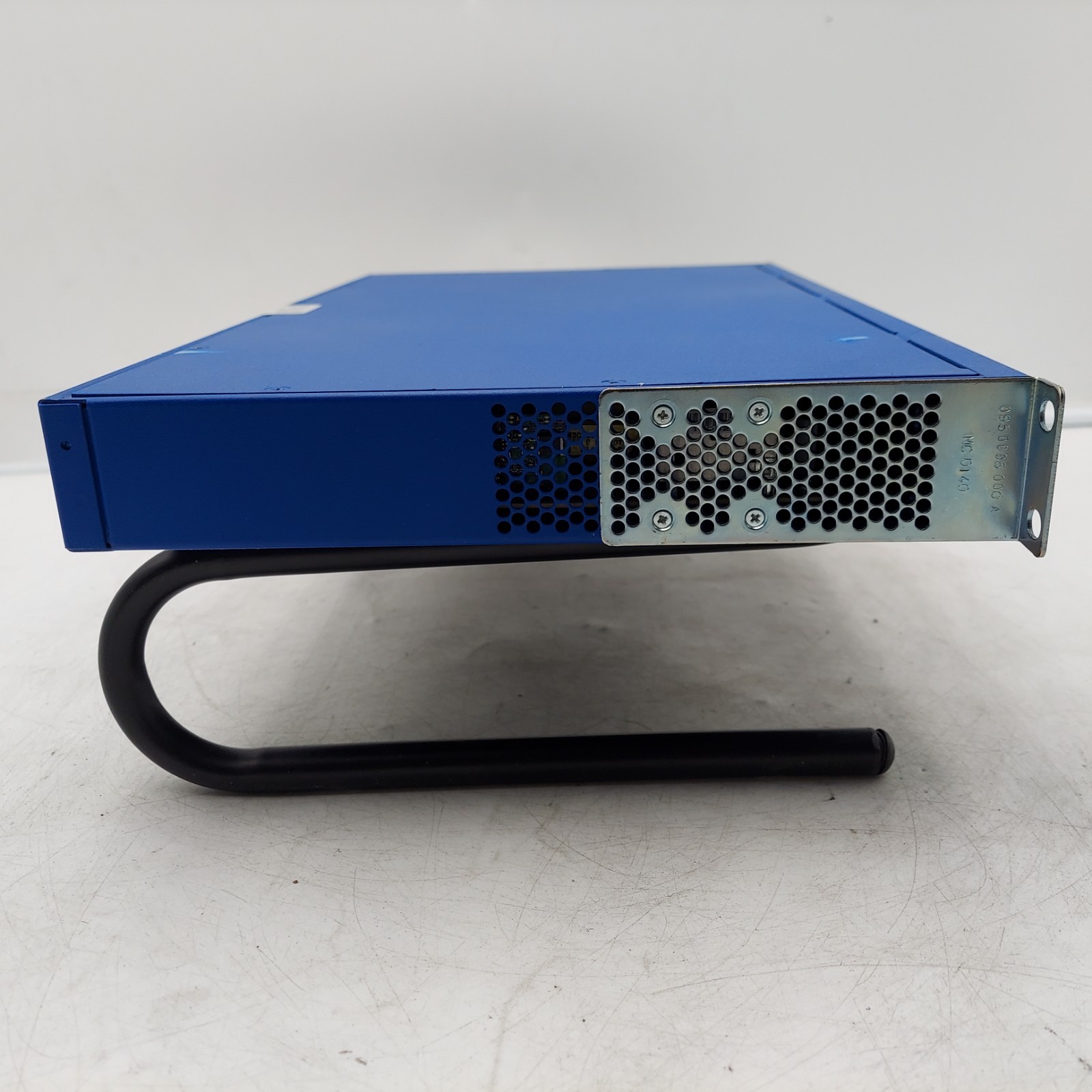 Juniper Networks NS-025-001 NetScreen-25 Firewall Security Appliance 4 Ports