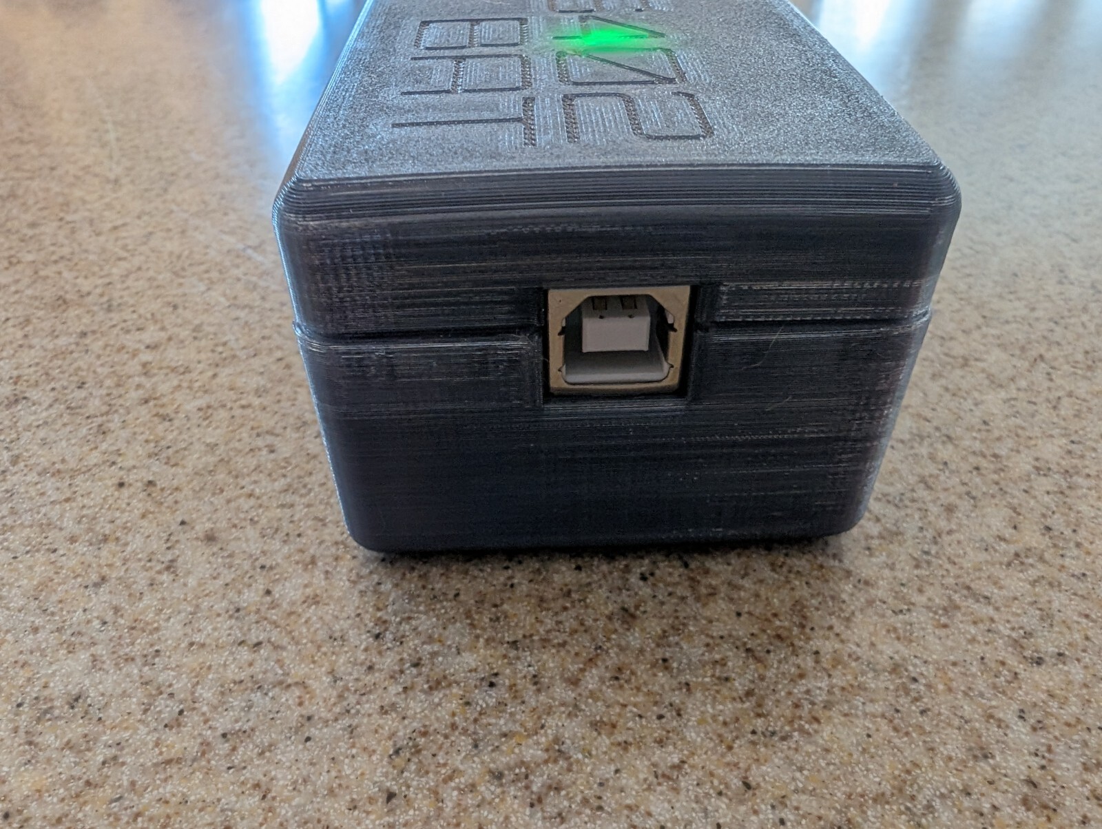 H402 Pro WIFI with Built In Battery & USB Cable