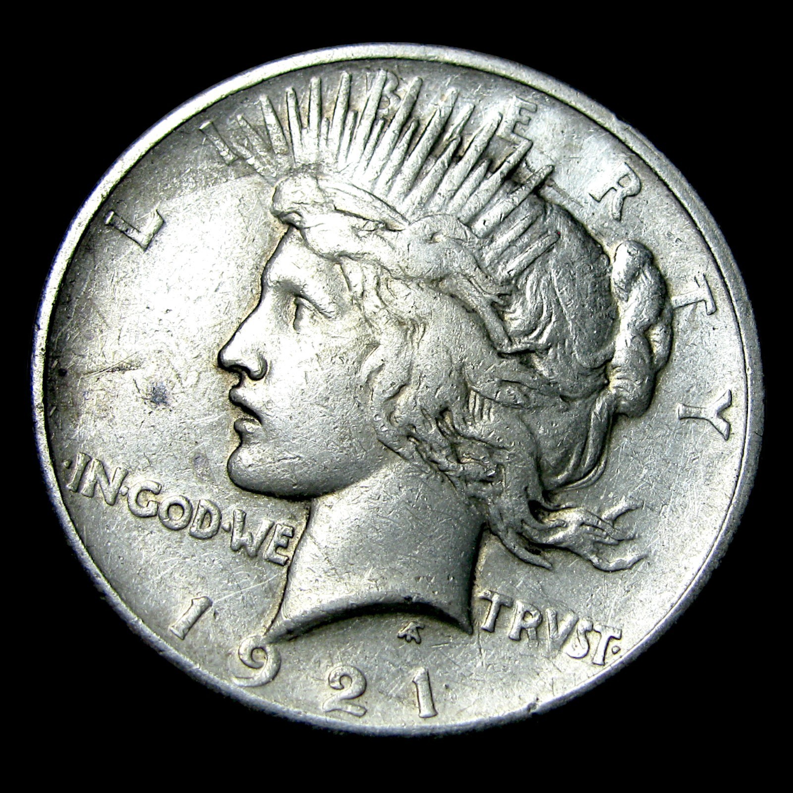 1921 Peace Dollar Silver ---- Stunning Coin ---- #068U