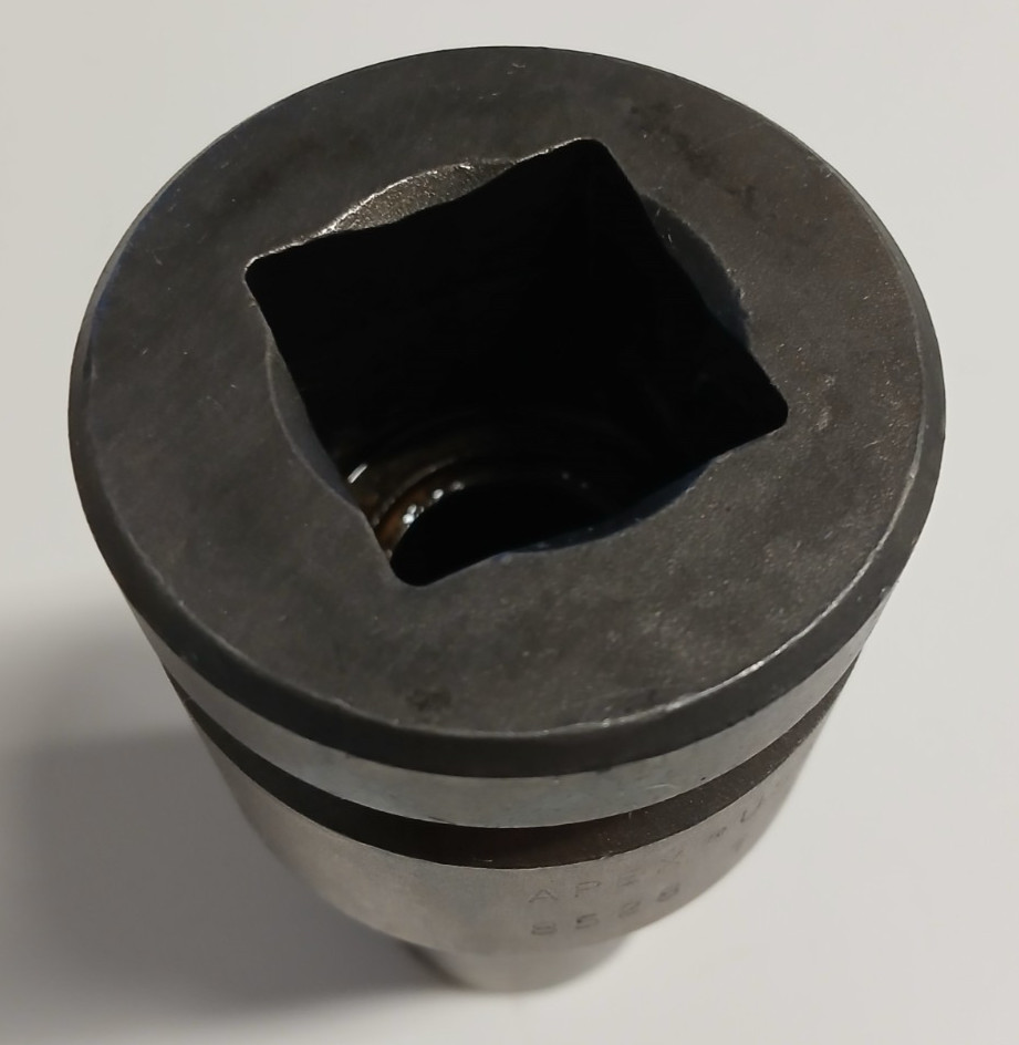 APEX 8528 SOCKET 1 FEMALE SQUARE DRIVE 7/8