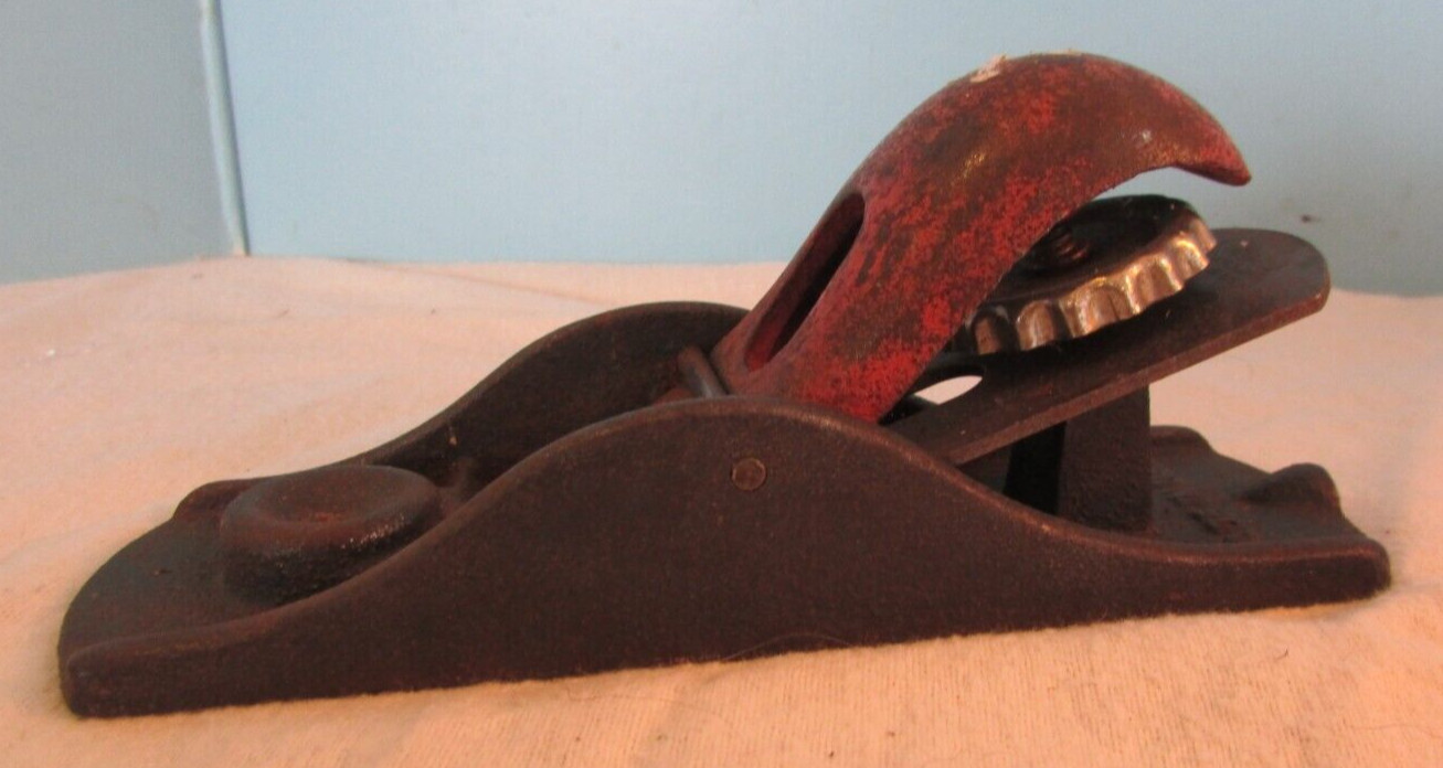 VINTAGE 6 "  WOOD PLANE WOODWORKING TOOL  RED HANDLE MADE IN USA