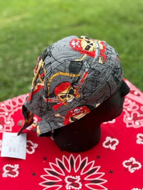 Danbanna Deluxe: Pirate Skulls