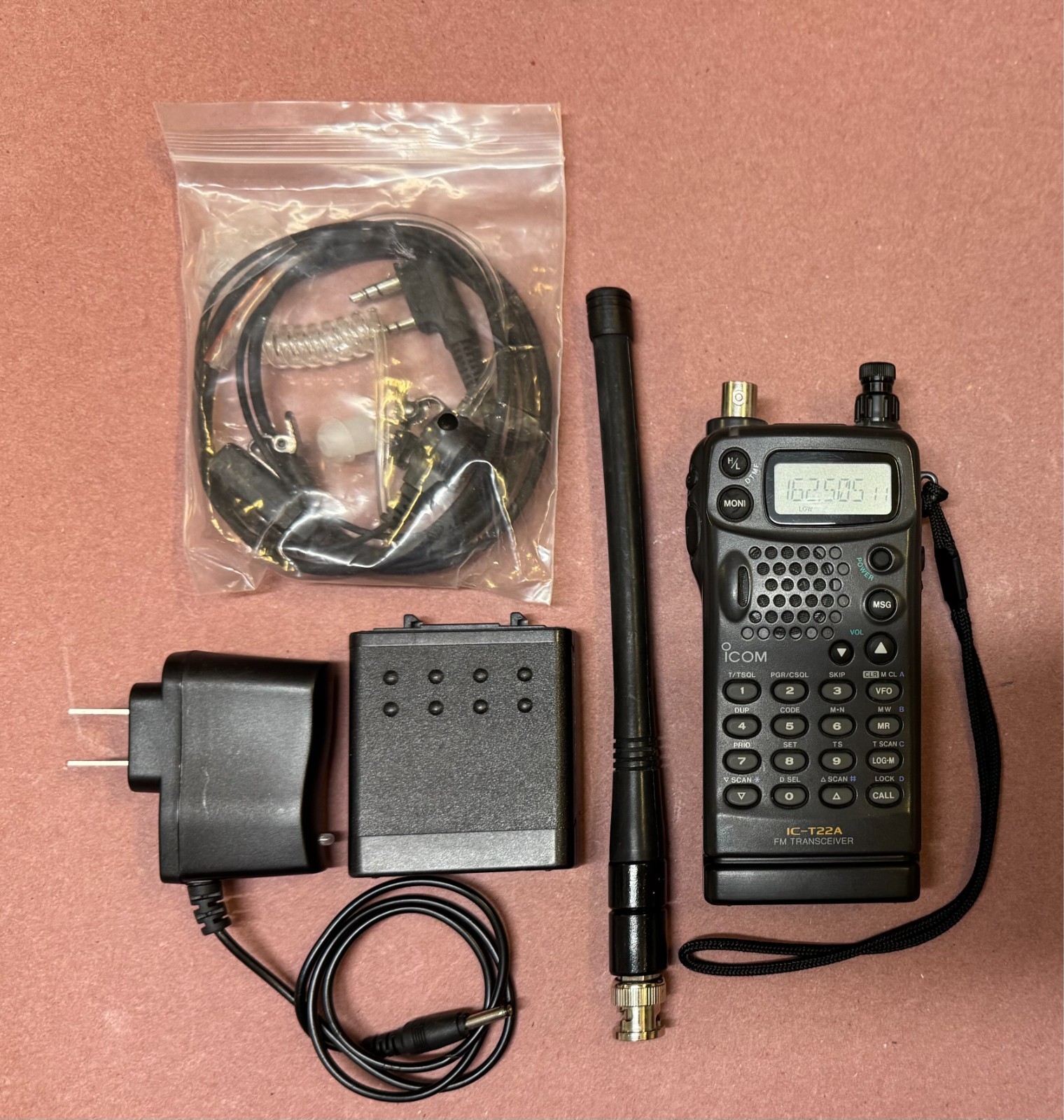 ICOM IC-T22A Transceiver Receiver FM Handheld Ham Radio + Charger New Battery