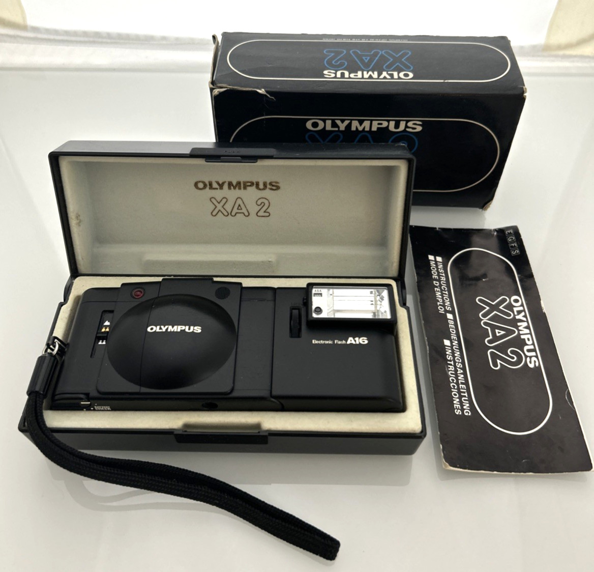 Olympus XA2 Black Point & Shoot Camera A16 Flash, Box, Case, Strap, IB - Working