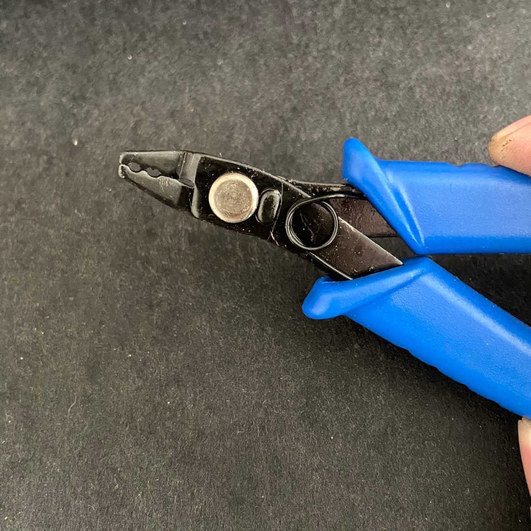for Zippo Lighters, Tool for Fixing Upper and Lower Hinges Easy Repairs.