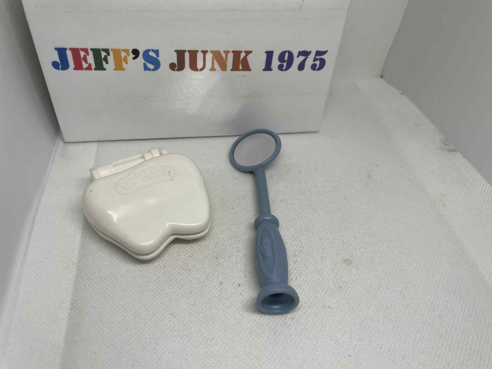 Hasbro Play Doh Doctor Drill’ n Fill Dentist 2015 2 parts only