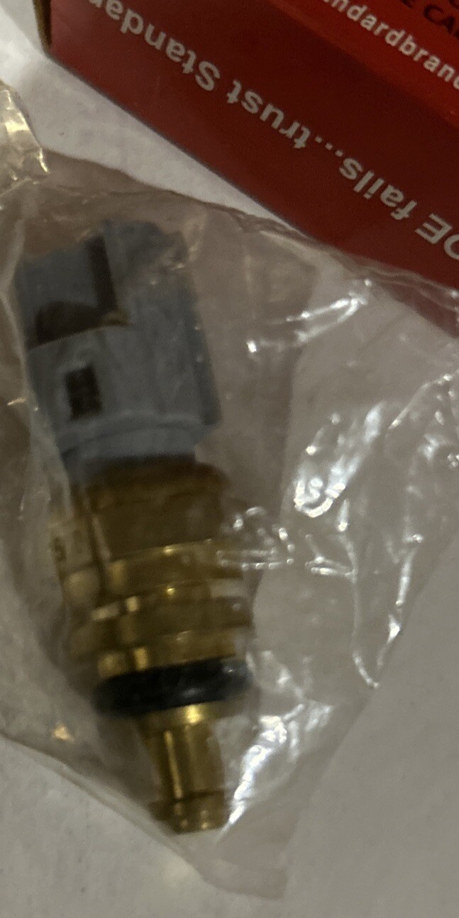 Engine Coolant Temperature Sensor Standard TX90 -New- Old Shelf Stock Fast Ship