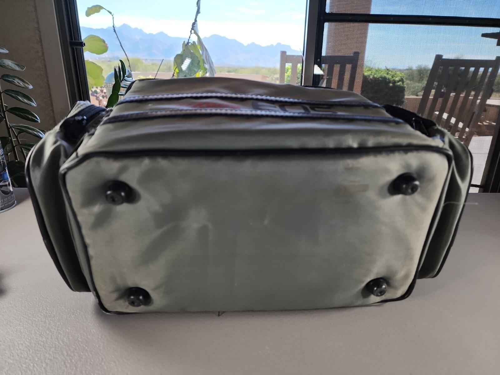 Canon EOS Camera Bag Green with Adjustable Compartments