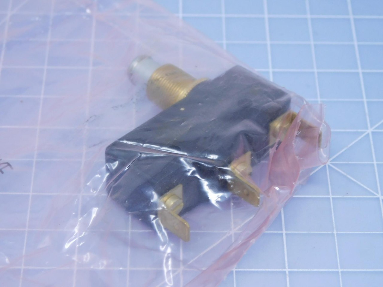 LOT OF 10 HONEYWELL BZ-2RQ124-D6 ALJ8025 0001 PREMIUM LARGE BASIC SWITCH/MICRO S