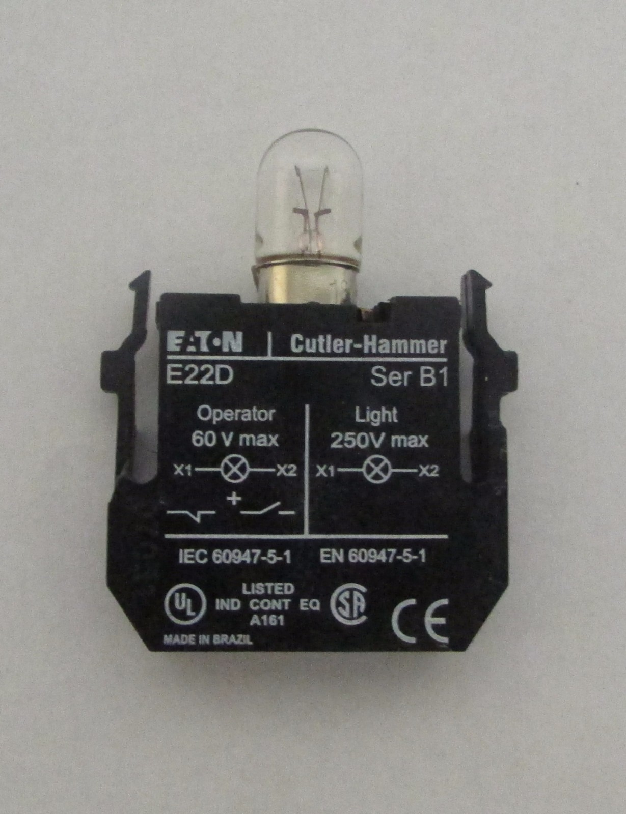Eaton Cutler Hammer E22D 250 V MAX Pilot Light Unit with Bulb