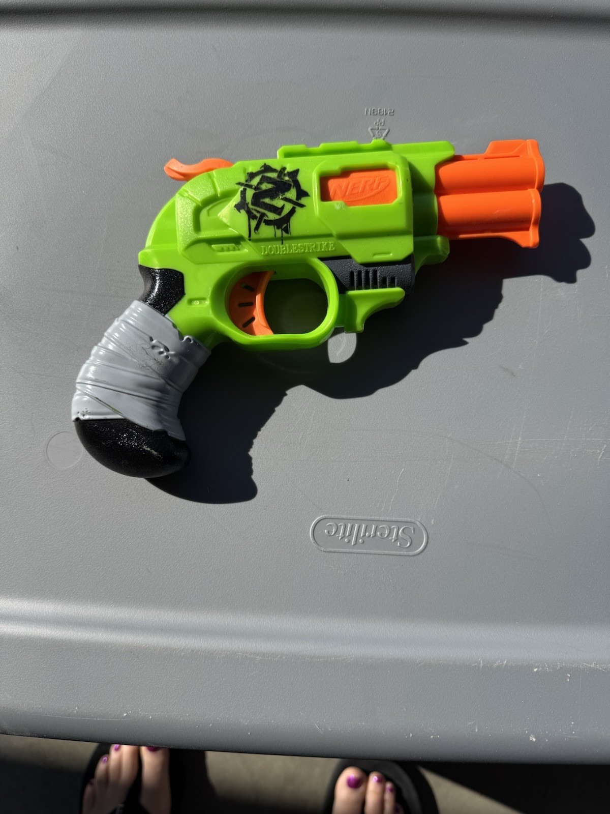Nerf Zombie Strike Double Strike Green Blaster Soft Dart Pistol Gun (B5-05)