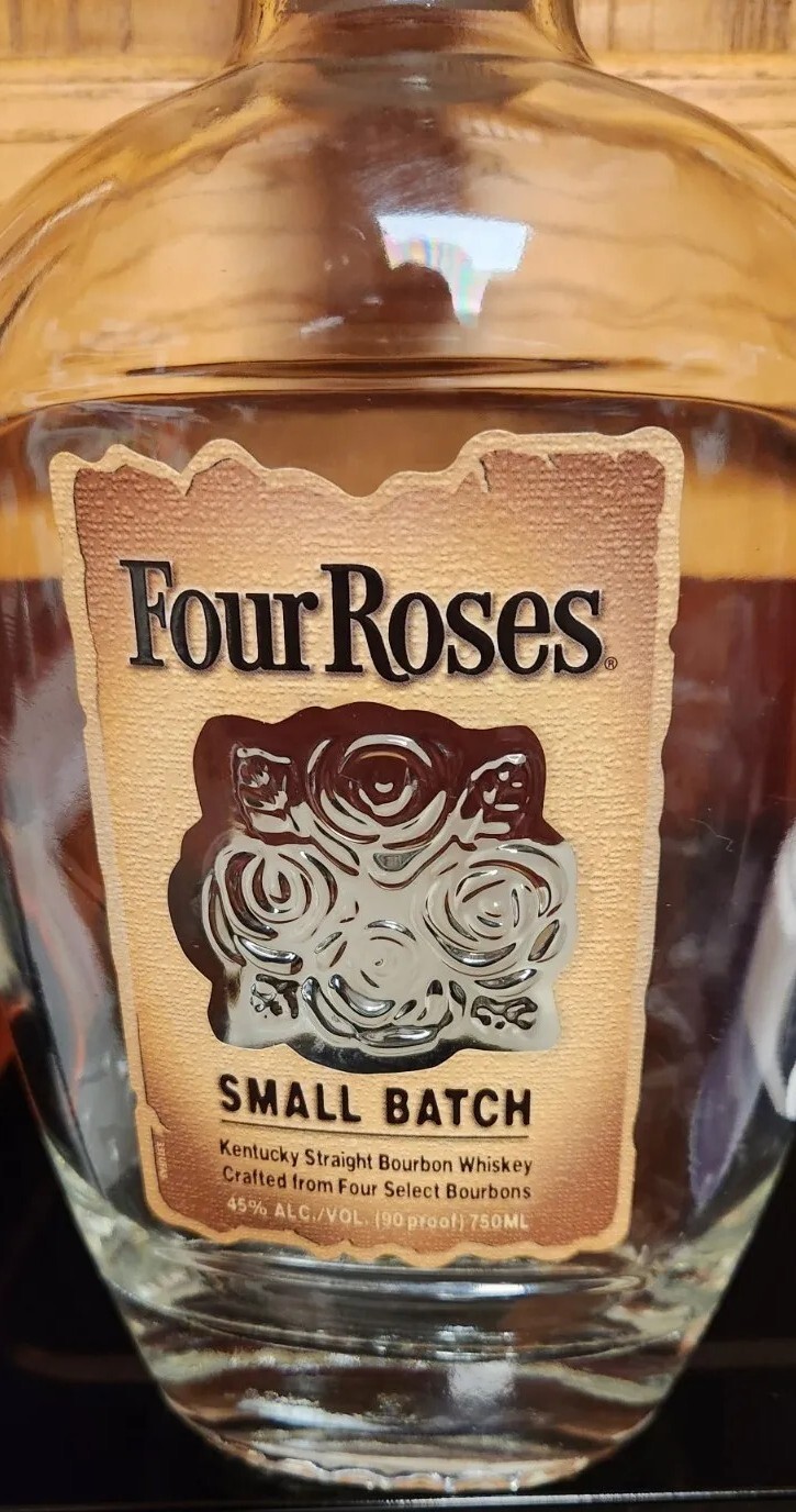 FOUR ROSES Small Batch Kentucky Straight Bourbon Whiskey Bottle 750 ml  (EMPTY)