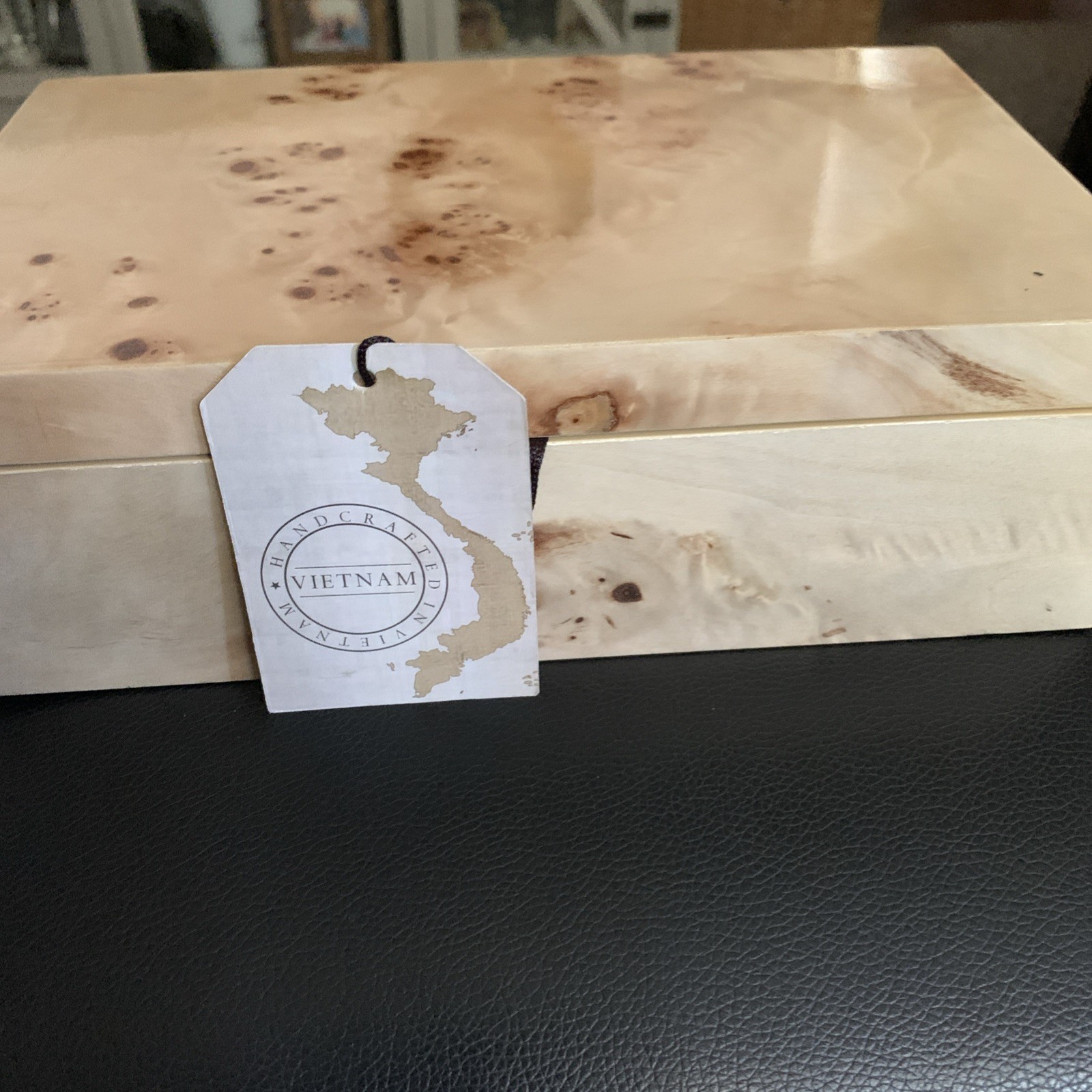 NWT Wood Box Handcrafted in Vietnam 10x6 inches