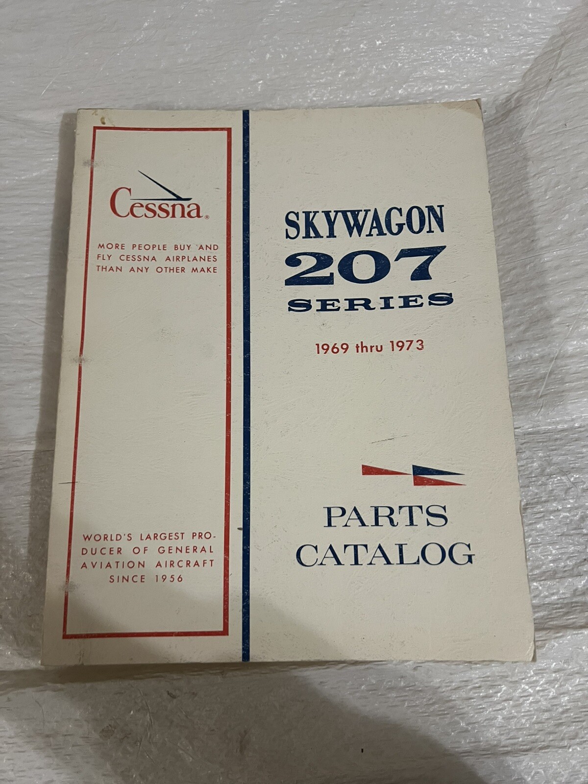 1969 Thru 1973 cessna skywagon 207 parts catalog Book