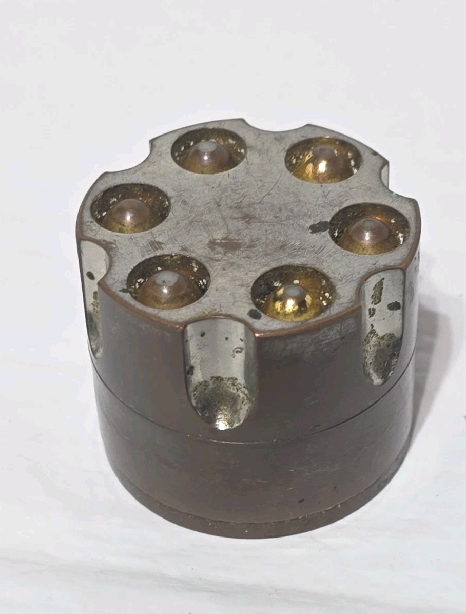 Vintage Metal Herb Grinder 3-layer Raw Tobacco Grinder Cigarette Accessories