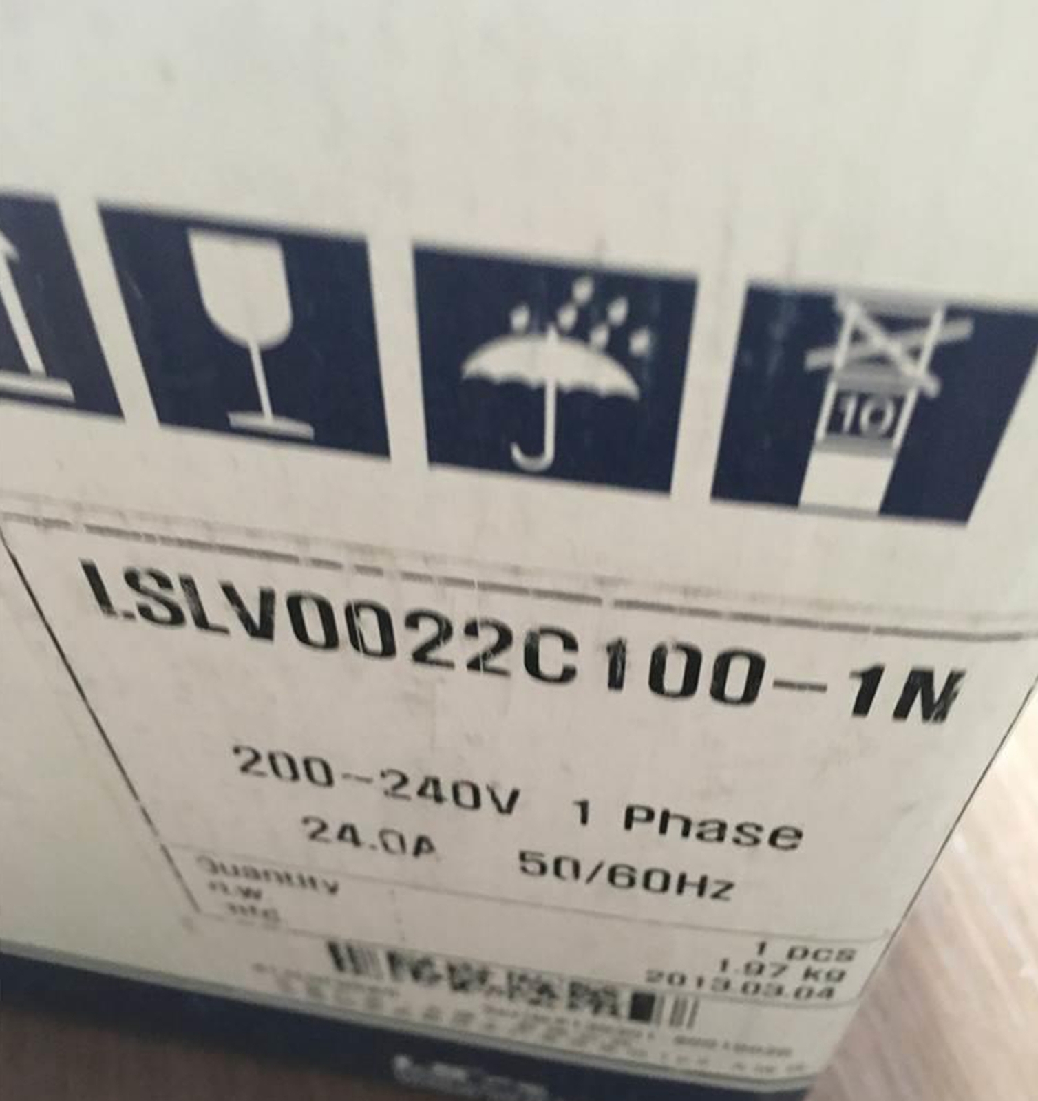 NEW IN BOX LS LSLV0022C100-1N Inverter