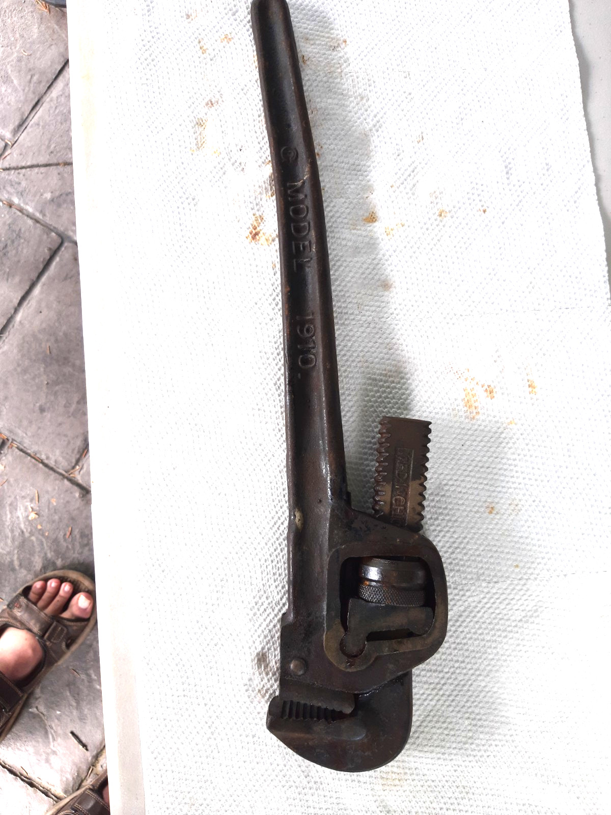 RARE Antique Cochran 18" pipe wrench model 1910 patented 1908