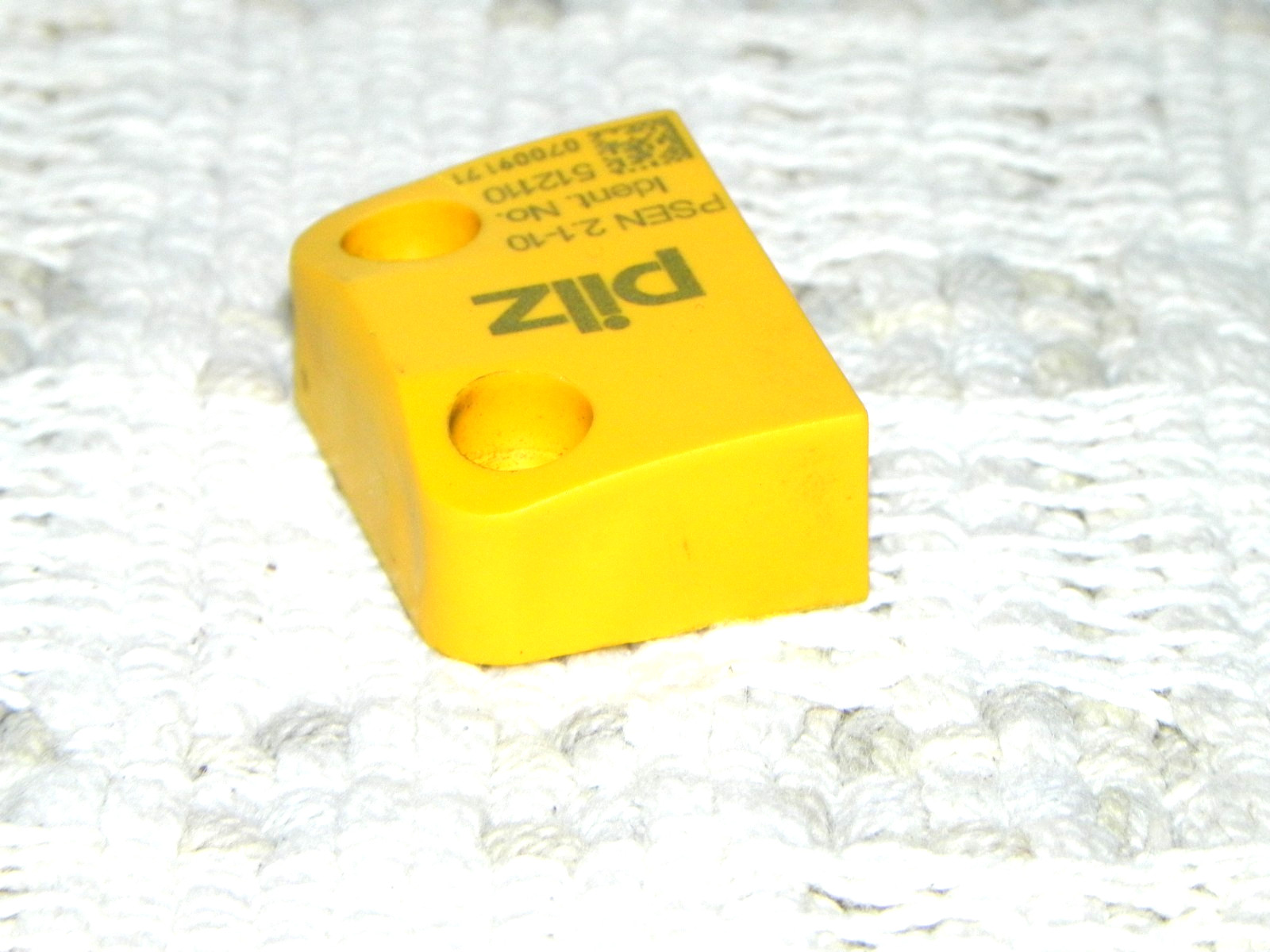 Pilz SPEN 2.1-10 Magnetic Switch 512110