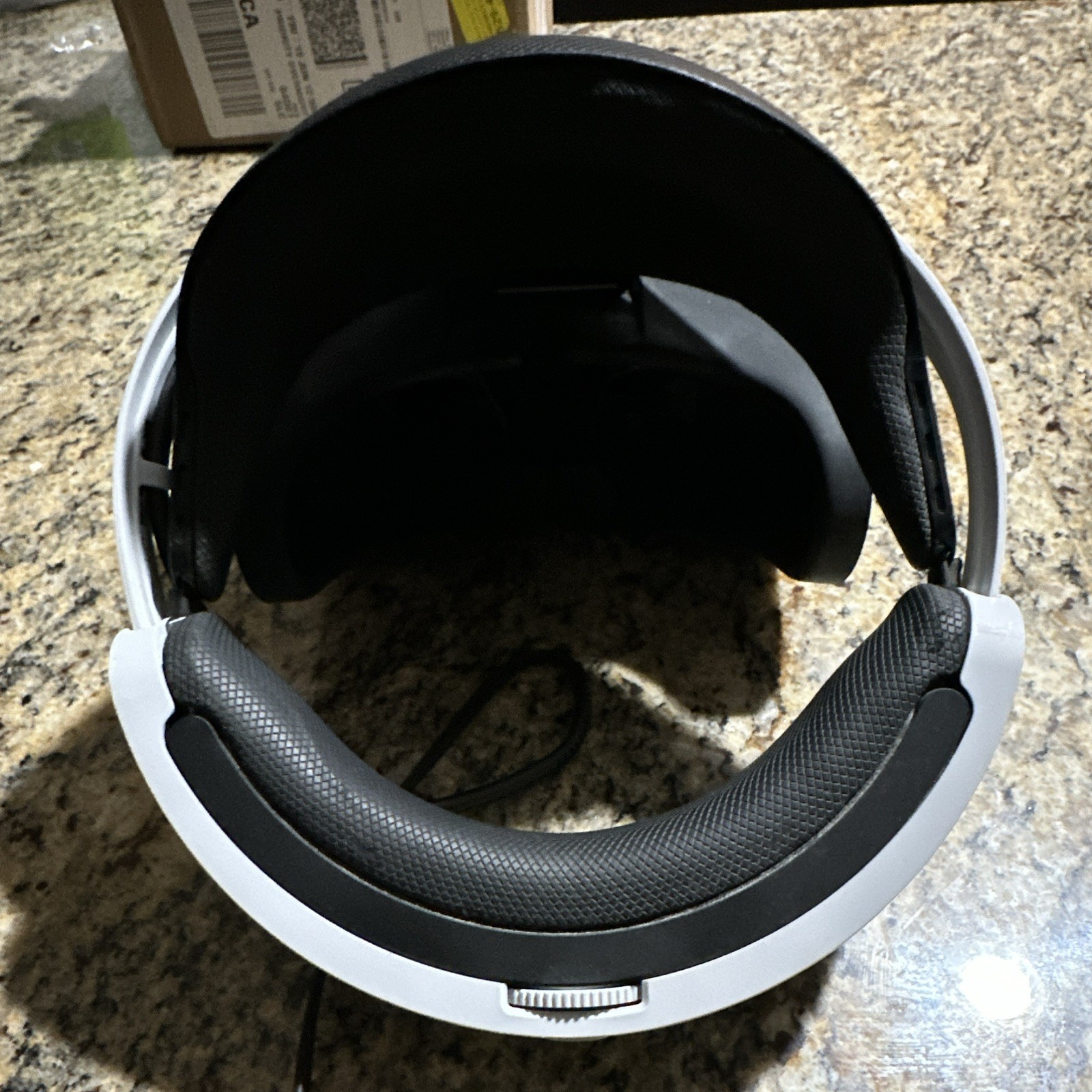 Sony PlayStation VR CUH-ZVR1 Headset w/ PS Camera & 2 Move Controllers light use