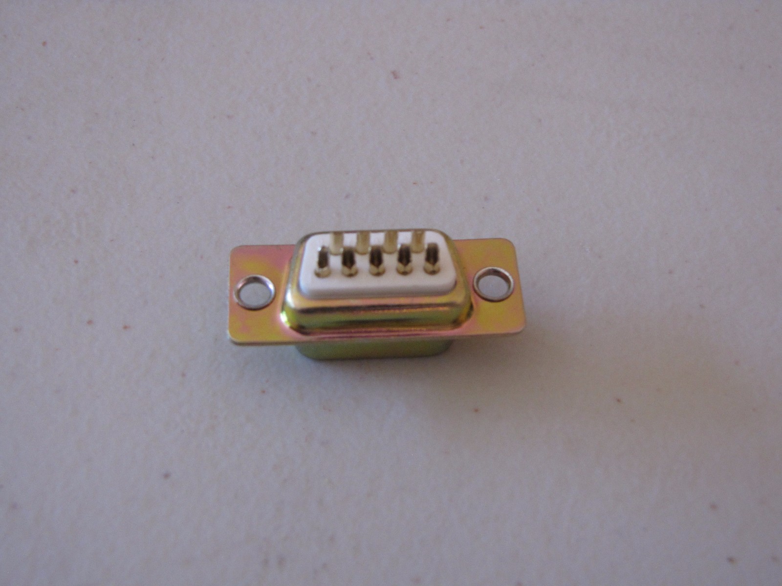 1 DN-9PYSH-G KELTRON CONNECTOR 9 POSTION PLUG GOLD PLATED Female