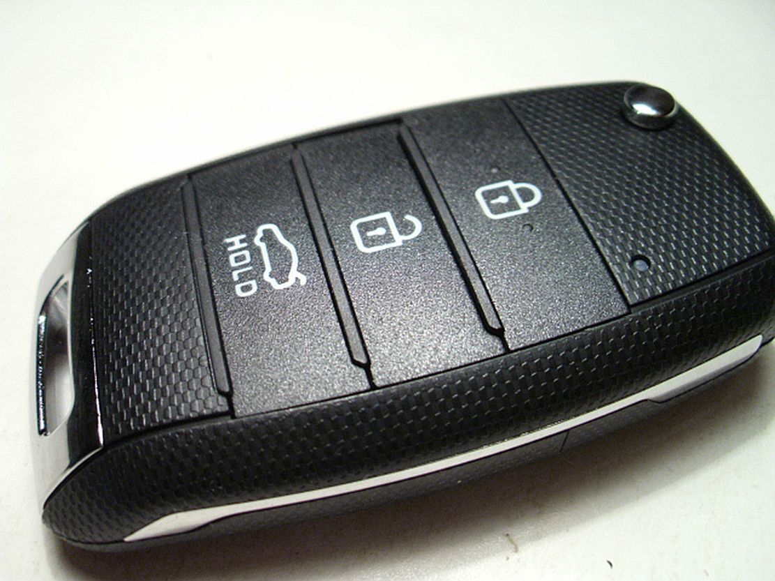 3 BUTTON FLIP REMOTE KEY FOB CASE, OPTIMA SOUL RIO SPORTAGE CEED SORENTO