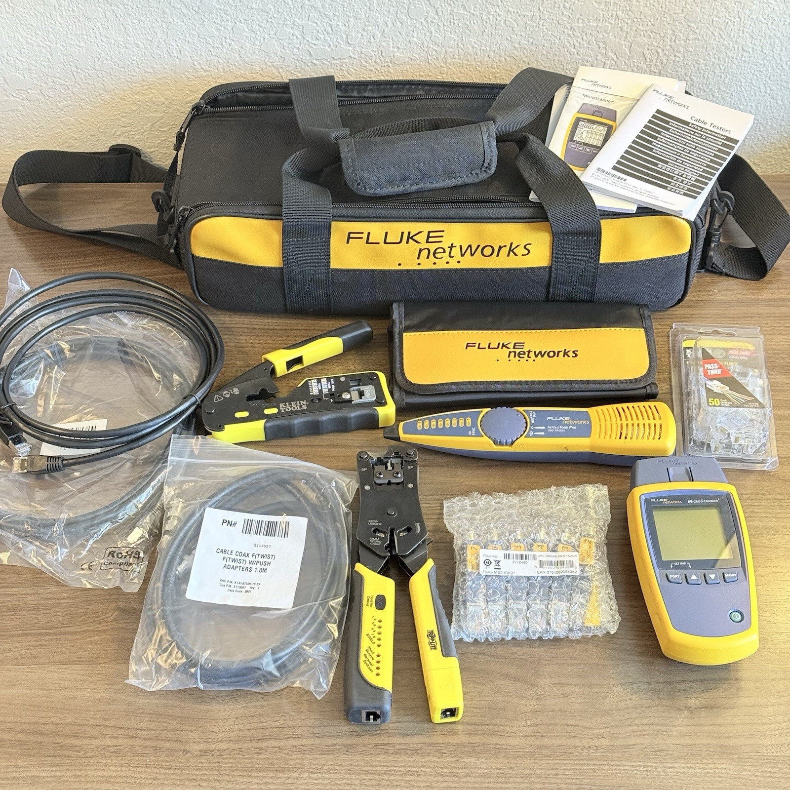 Fluke Networks Microscanner2 Cable Verifier Tester Kit MS2-100 Intellitone Pro 2