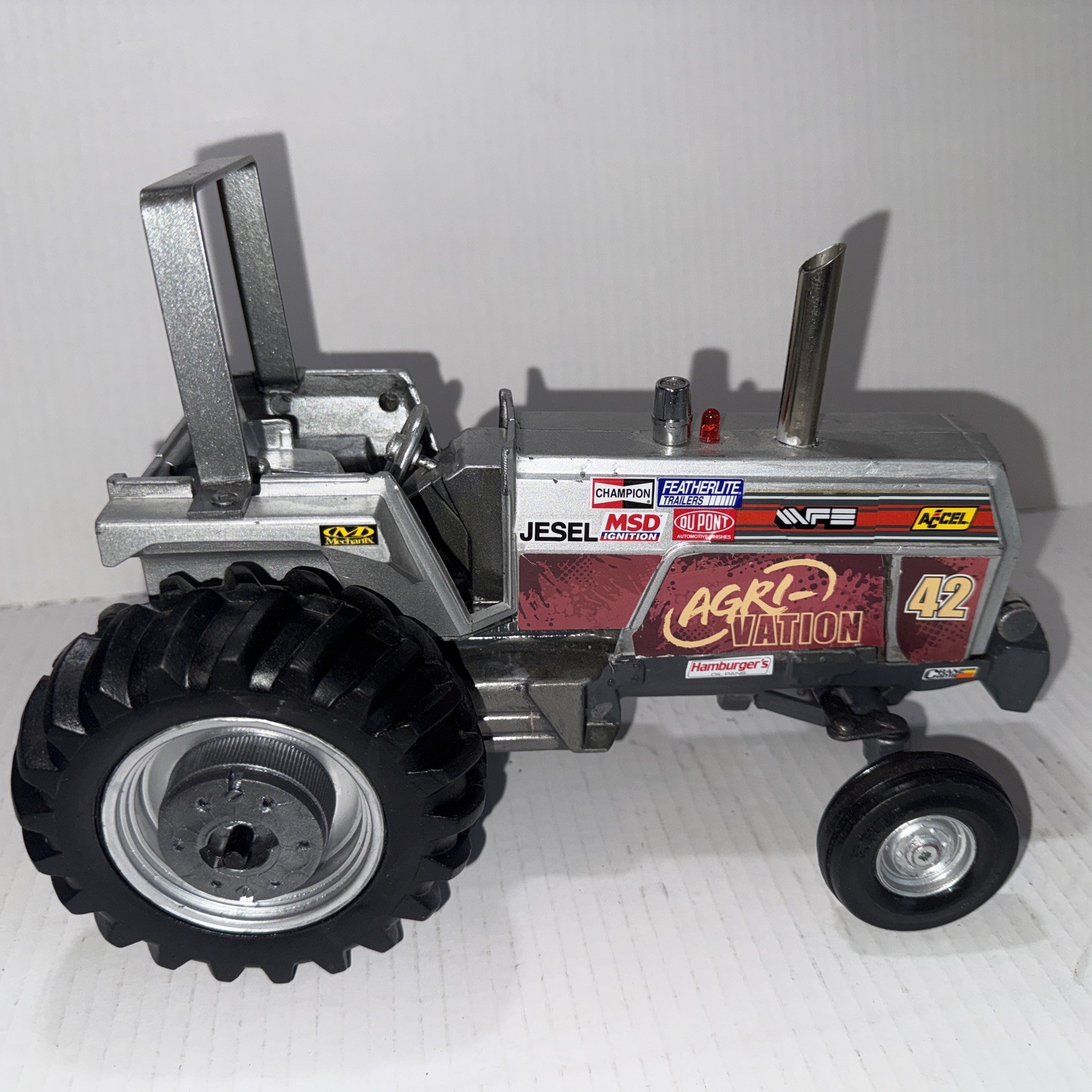 WHITE 185 FIELD BOSS PULLING PULLER TOY TRACTOR 1/16 Scale