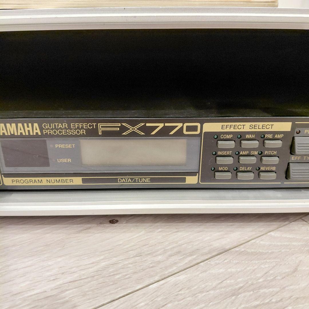 YAMAHA FX770 Guitar Effect Processor