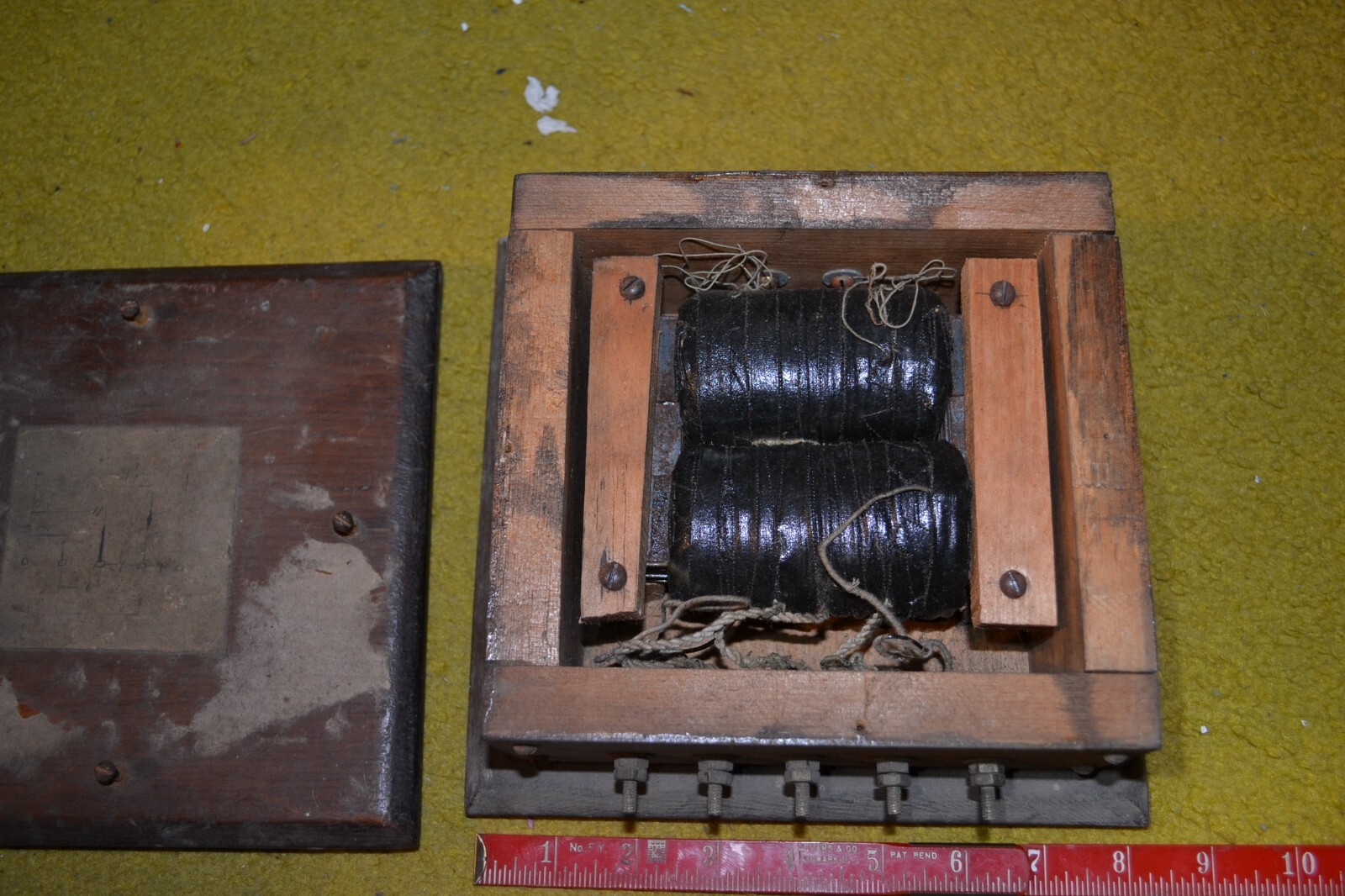 VINTAGE HAND WOUND TRANSFORMER IN WOOD BOX tested and working, audio or power