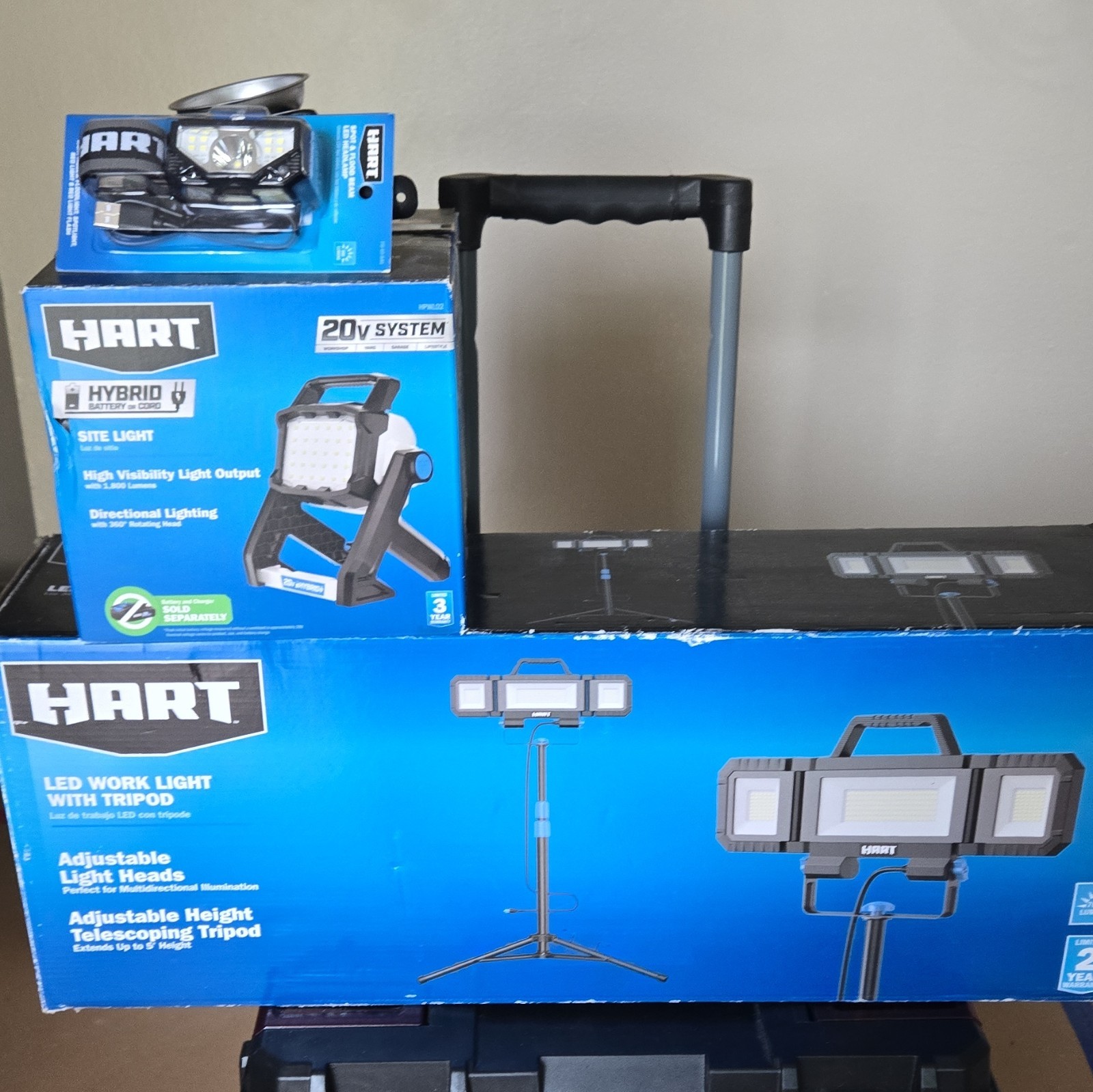 HART 20V Hybrid LED Worklight 1800 Lumens Adjustable Directional and Head Lamp