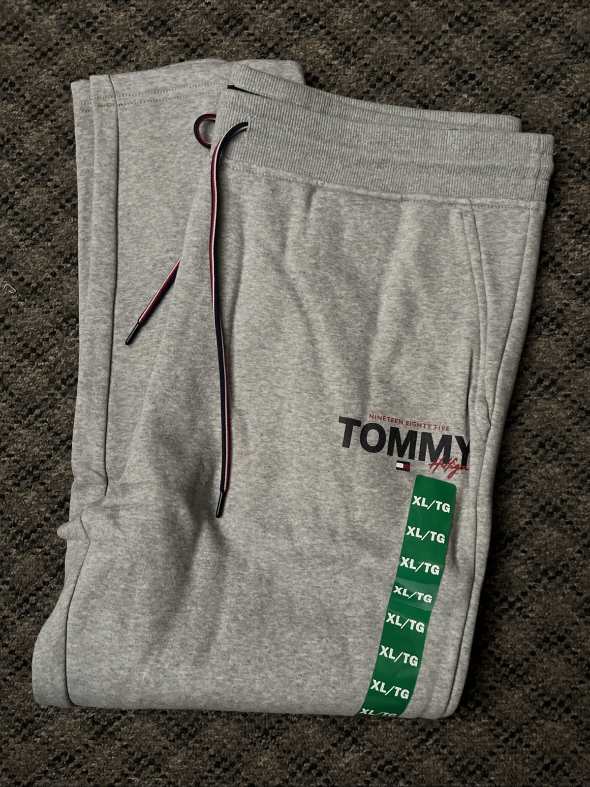 Tommy Hilfiger Graphic Print Logo Jogger with Pockets Gray L,XL PICK  1631961