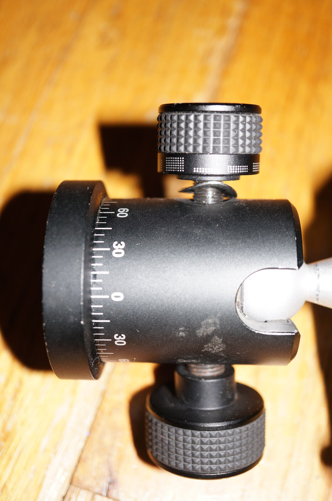 Giottos MH-1001 Tripod Ball Head with Quick Release and Plate