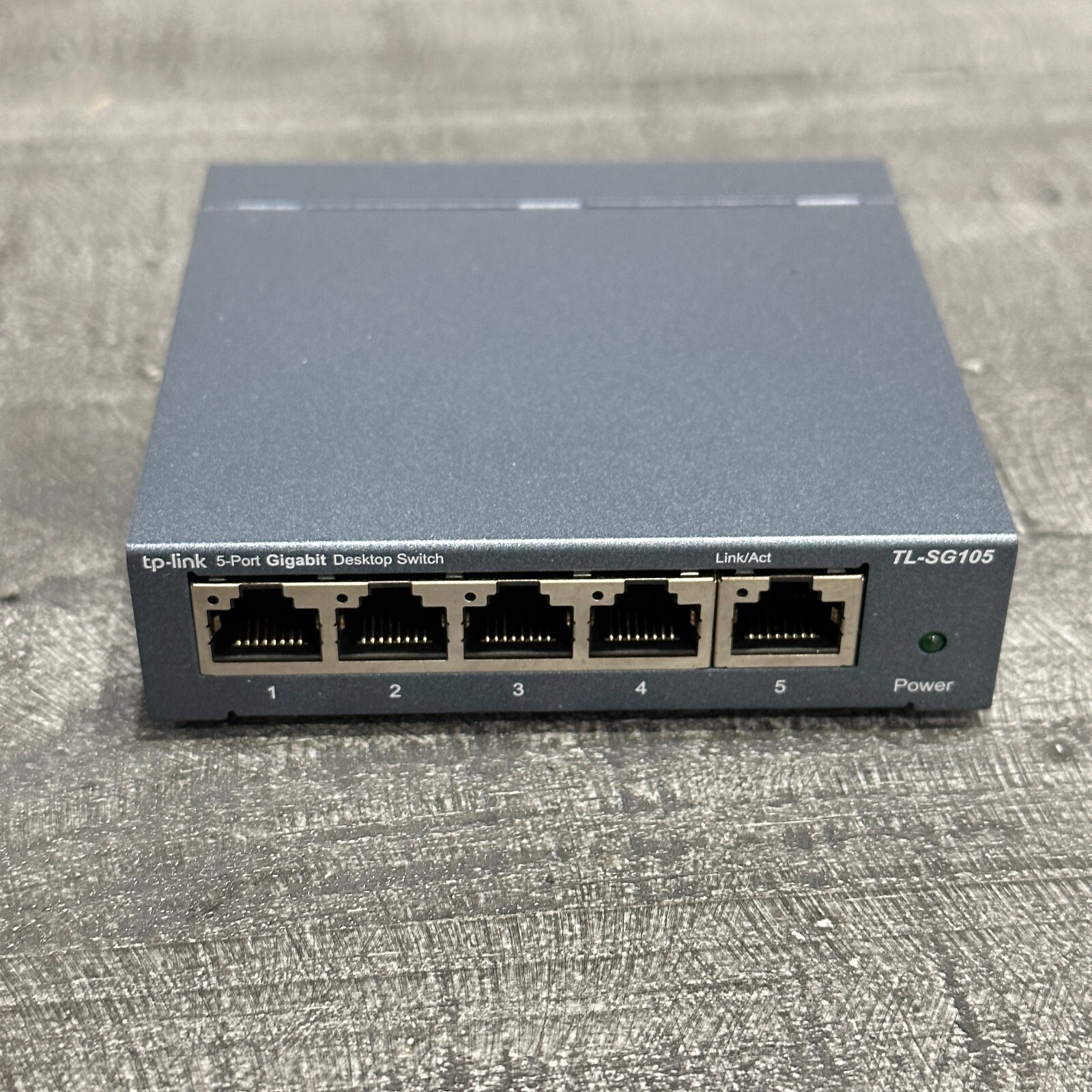 TP-Link 5-Port Gigabit Desktop Ethernet Network Switch TL-SG105