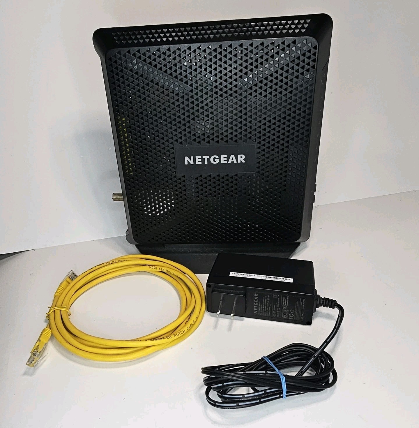Netgear Nighthawk C7000 AC1900 WiFi DOCSIS 3.0 Cable Modem Router Free Shipping!