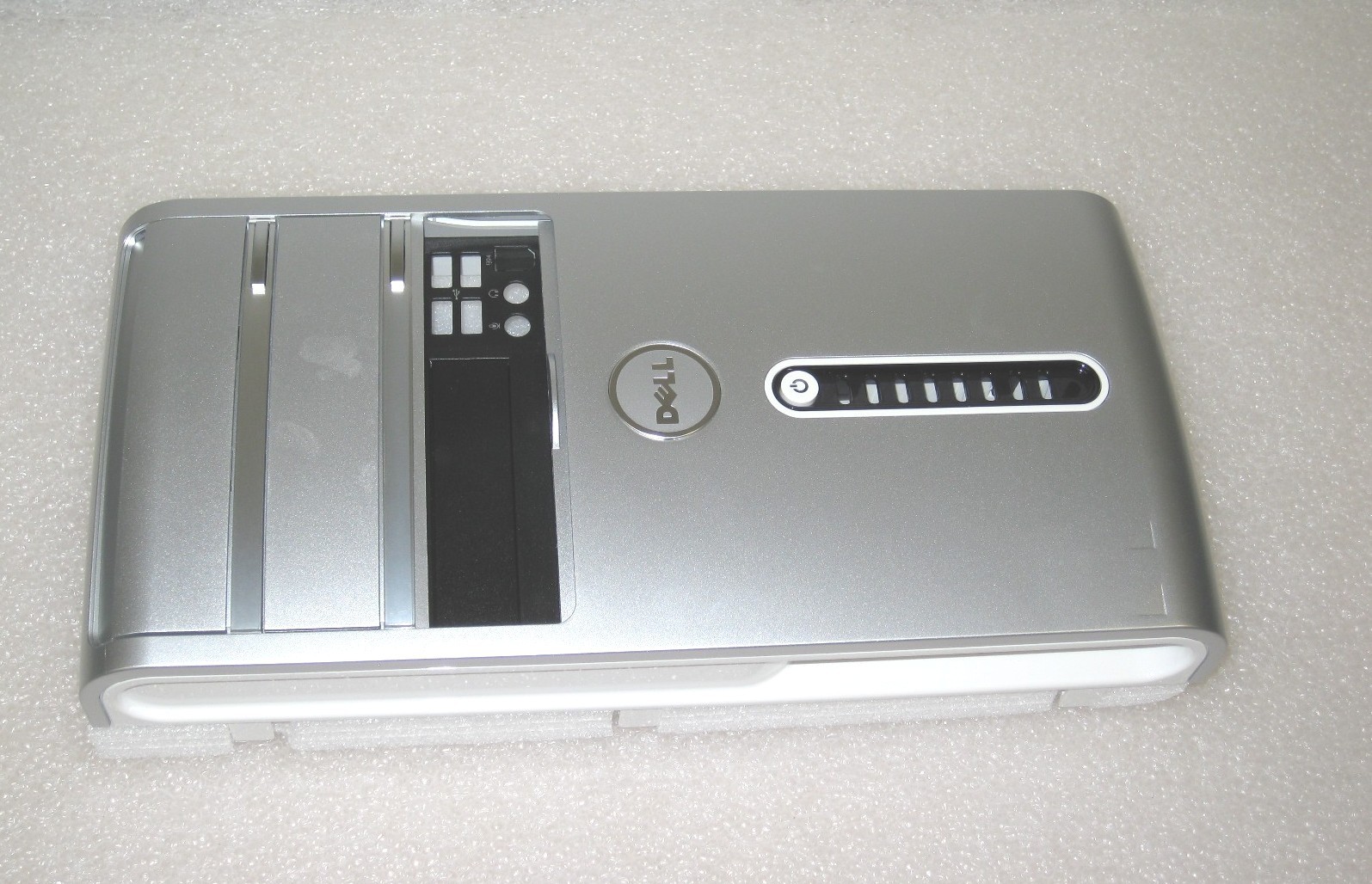 NEW Genuine Dell 0YN562 INSPIRON 530 531 MT Front Bezel Silver White P/N:  YN562