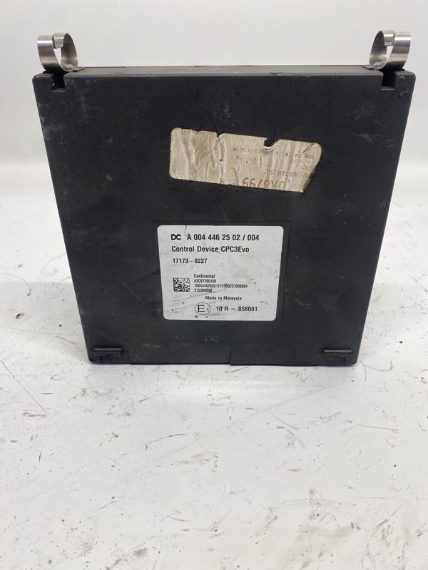 Common Powertrain Control Module A0044462502 for Detroit Diesel DD15 (586-10139)