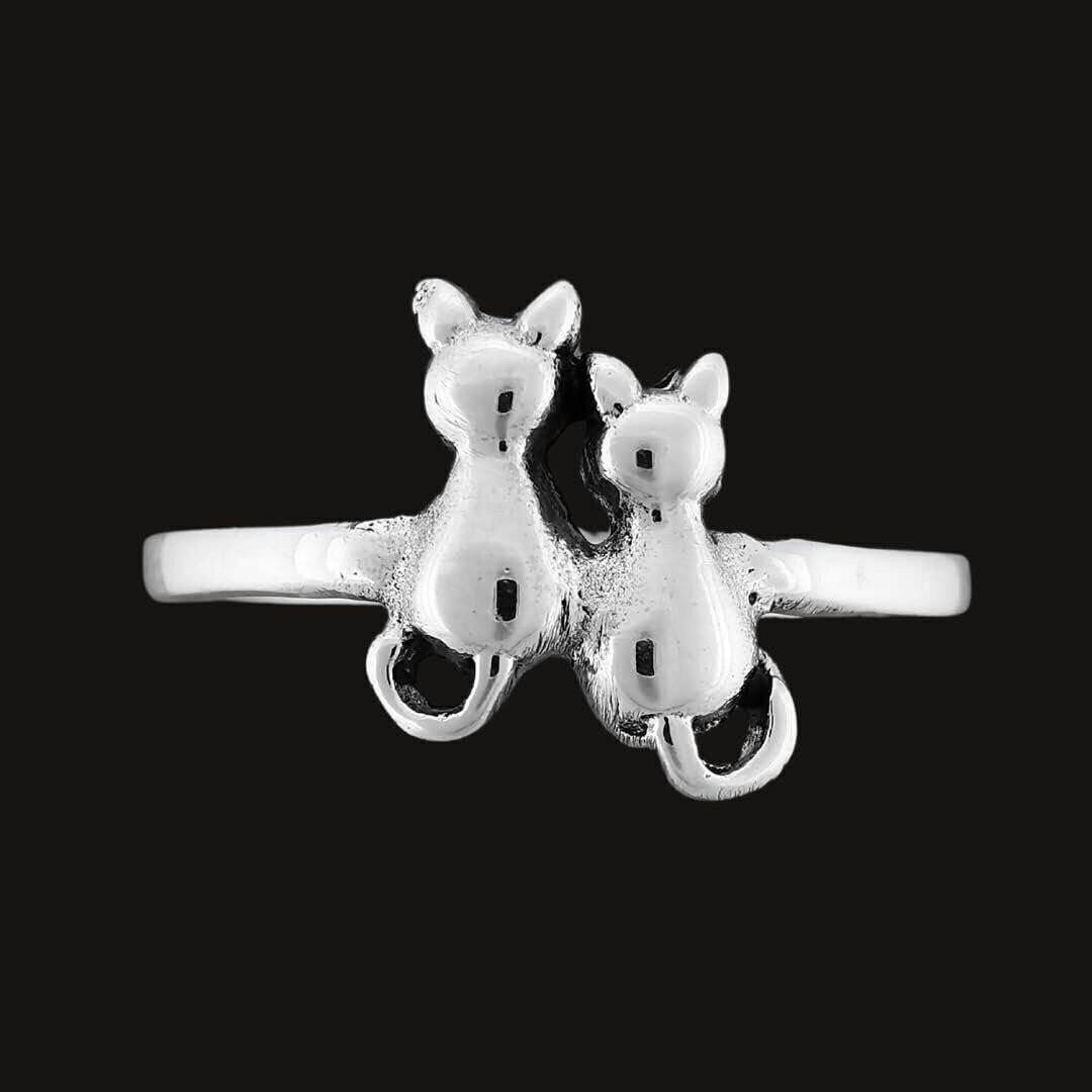 Beautiful 925 Sterling Silver Best Cat Friends ring