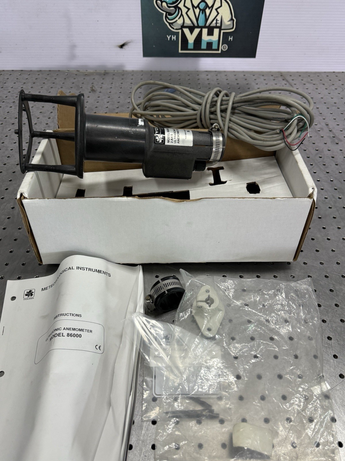 R.M. Young Model 86000 2-Axis Ultrasonic Anemometer w/ Cable & Mount, As-Is