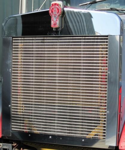 Kenworth W900L Grille K-2175