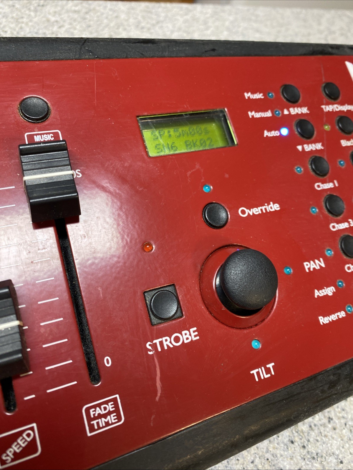 Chauvet DMX-55 Lighting Controller Mixing Desk With MIDI. Rack Mount Powers Up