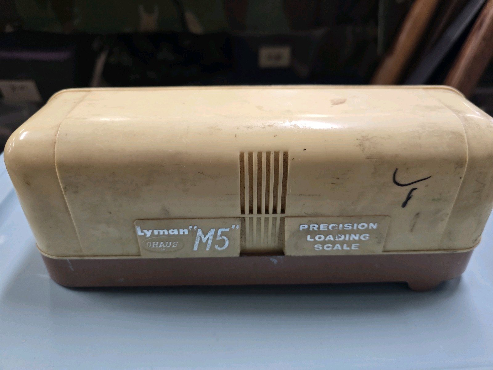 LOT #G   LYMAN M.5 RELOADING POWDER SCALE